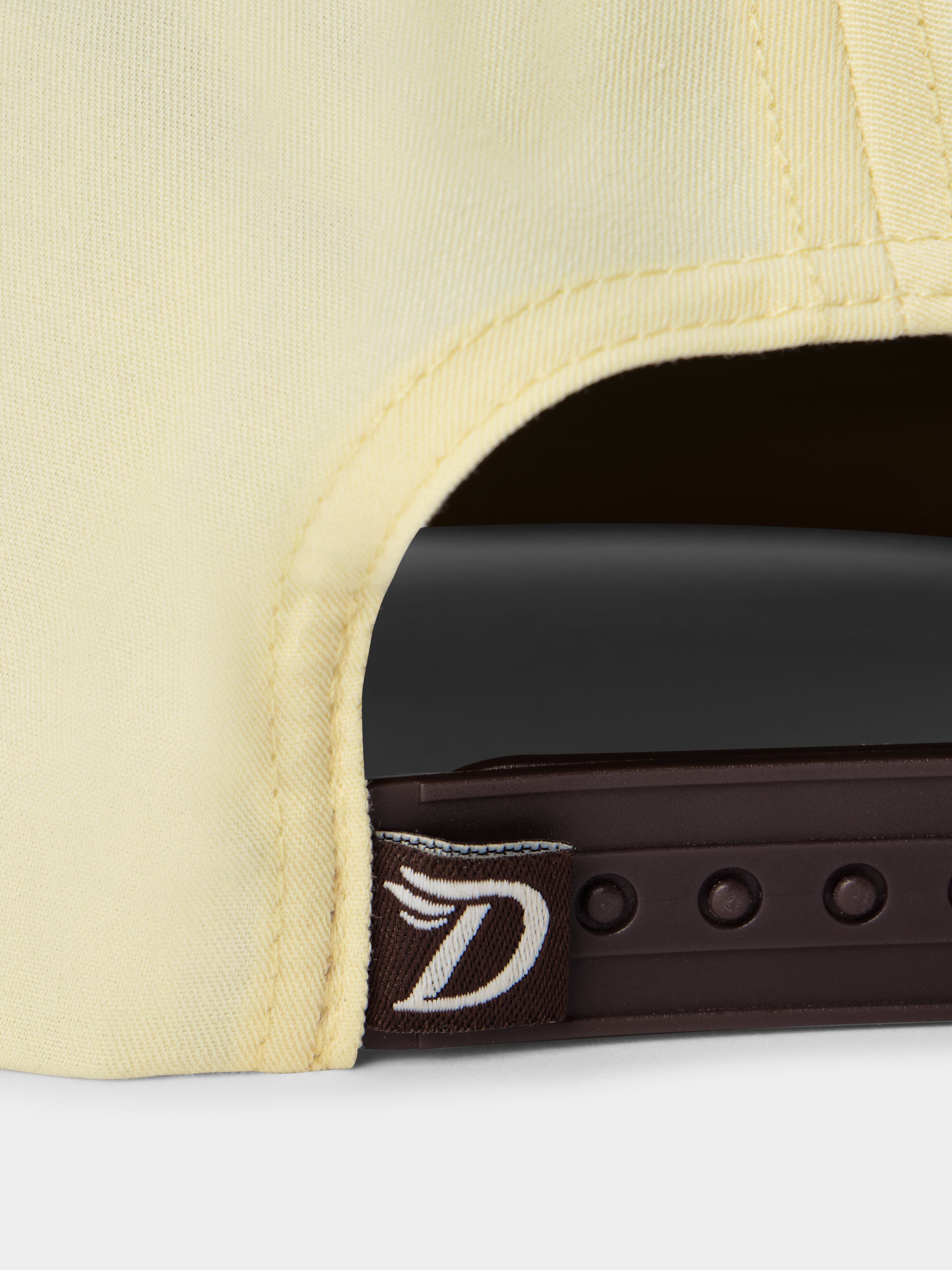 Whitetail Hat - Ivory