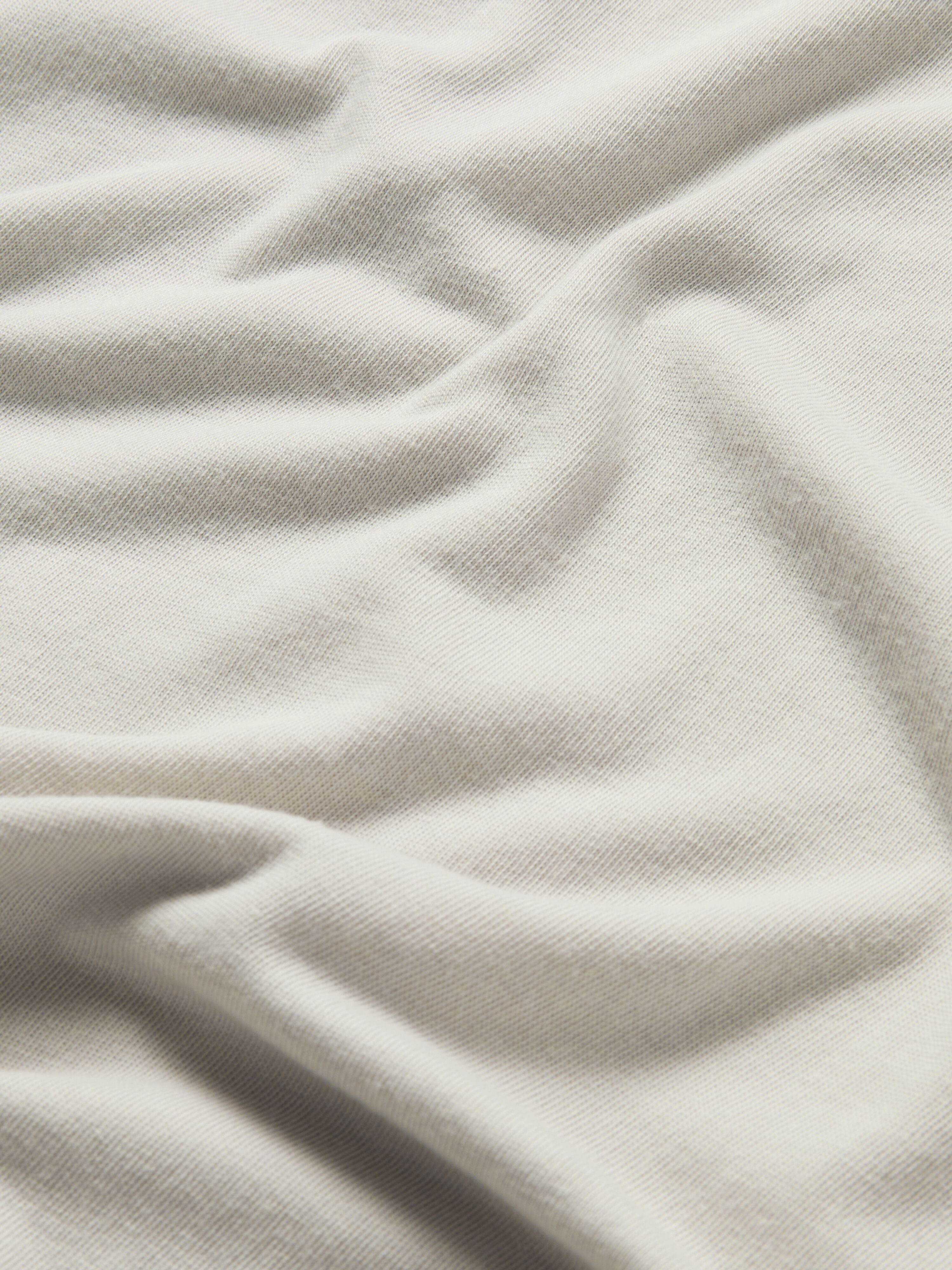 M's Essential drirelease® Hoodie - Sand Dollar