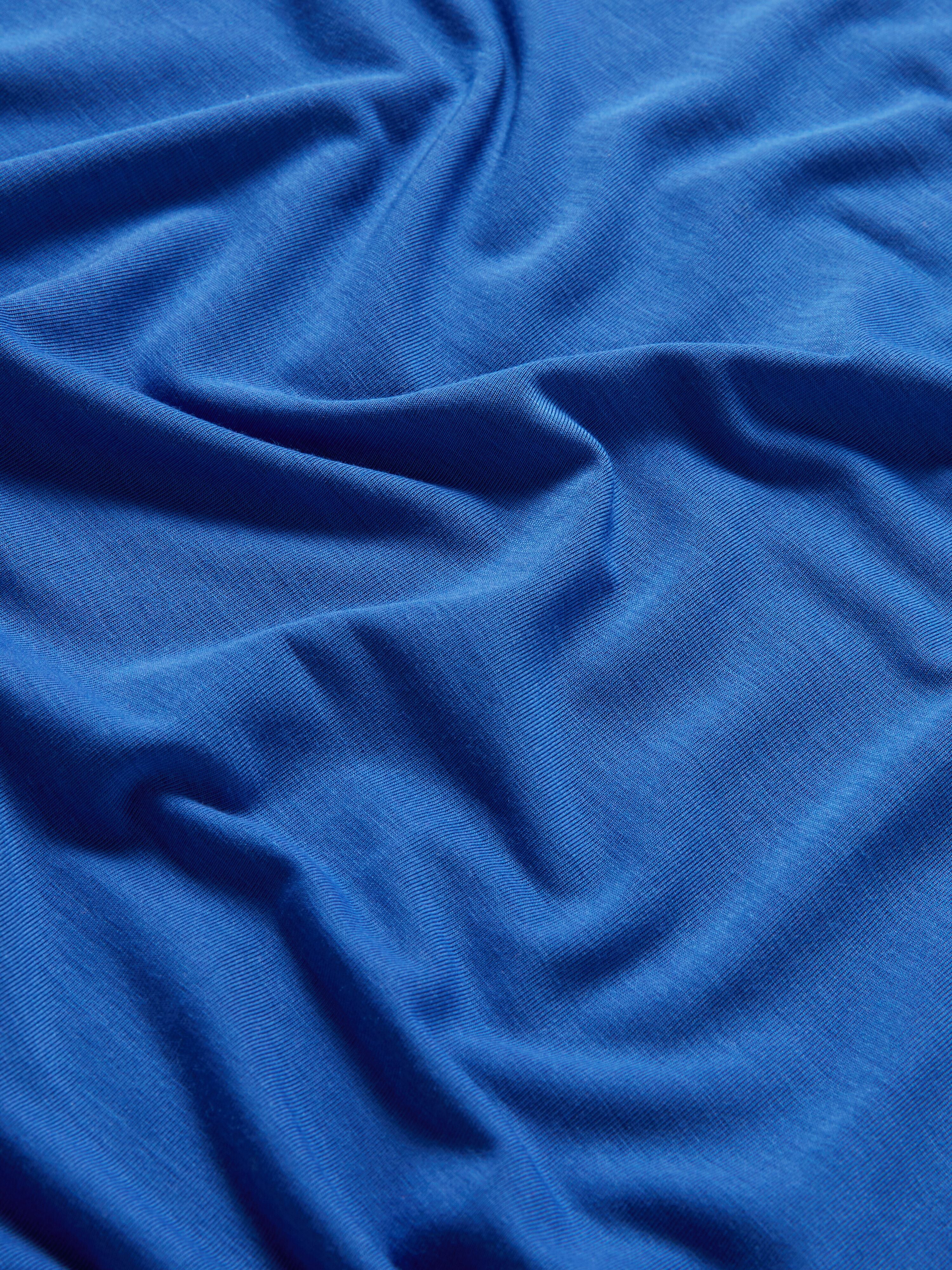 W's Lightweight Performance Hoodie - Tide Blue