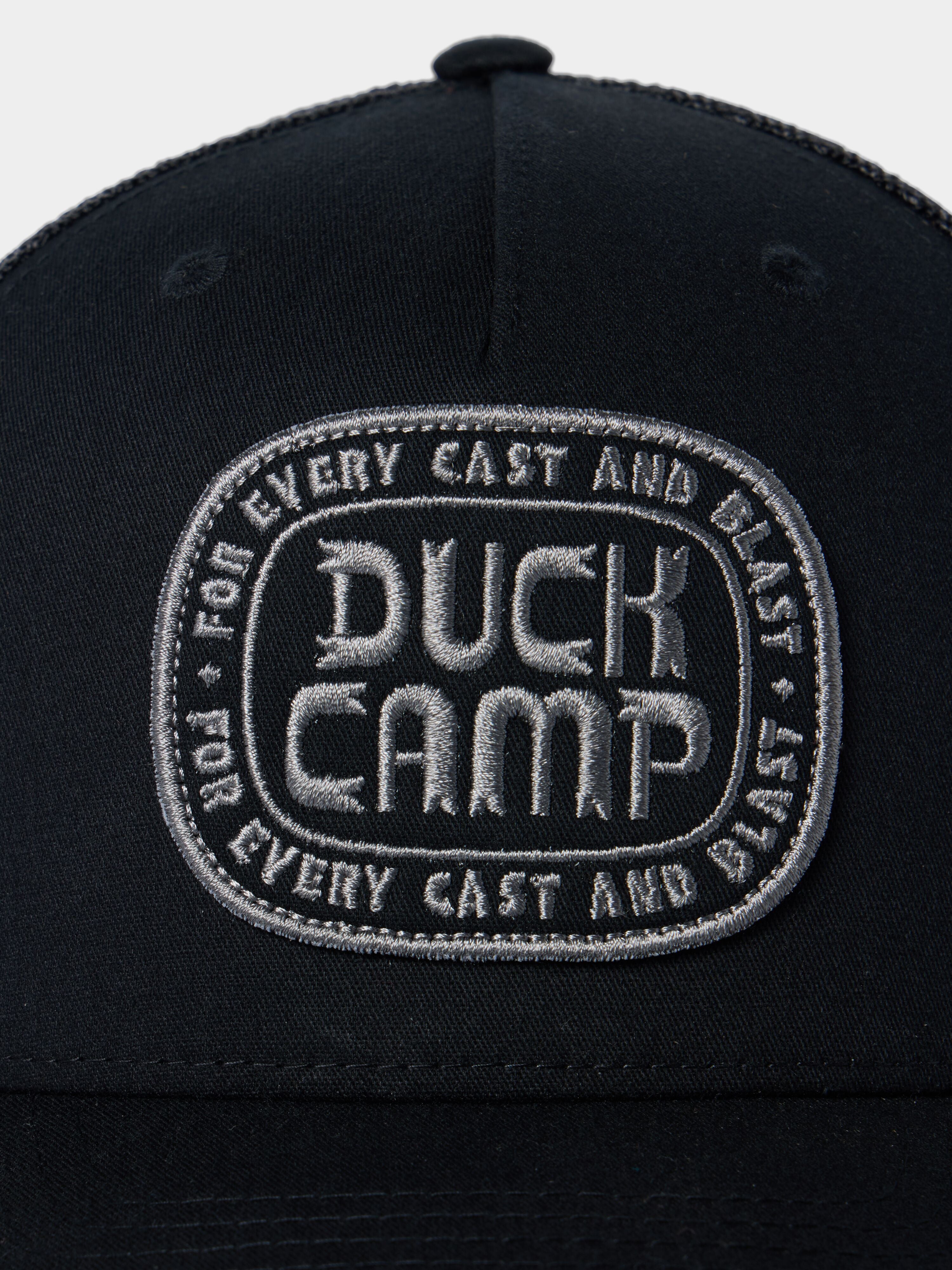 Buckle Badge Austin Trucker - Black