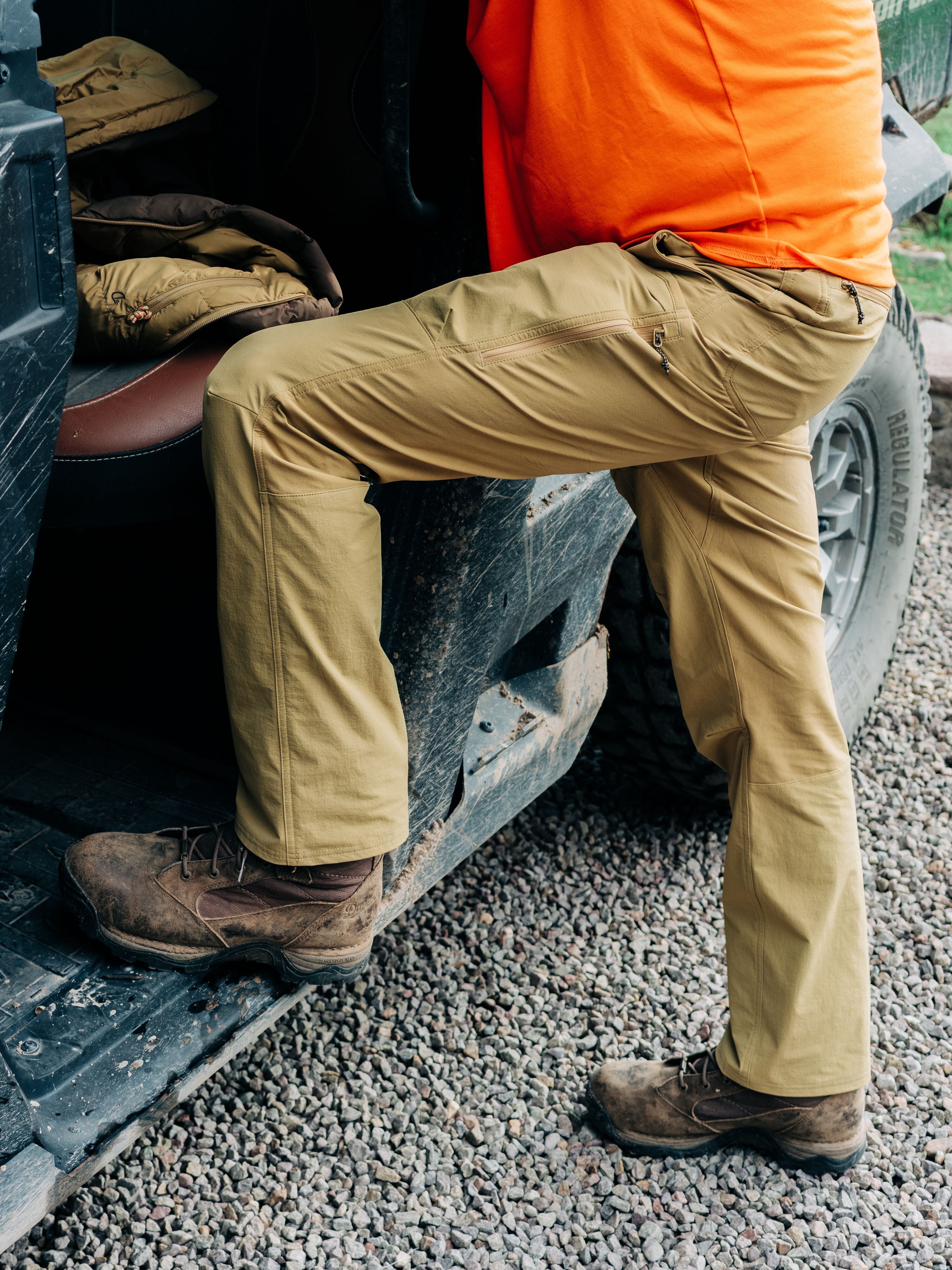 Men's Field Tech Guide Pants - Wheat