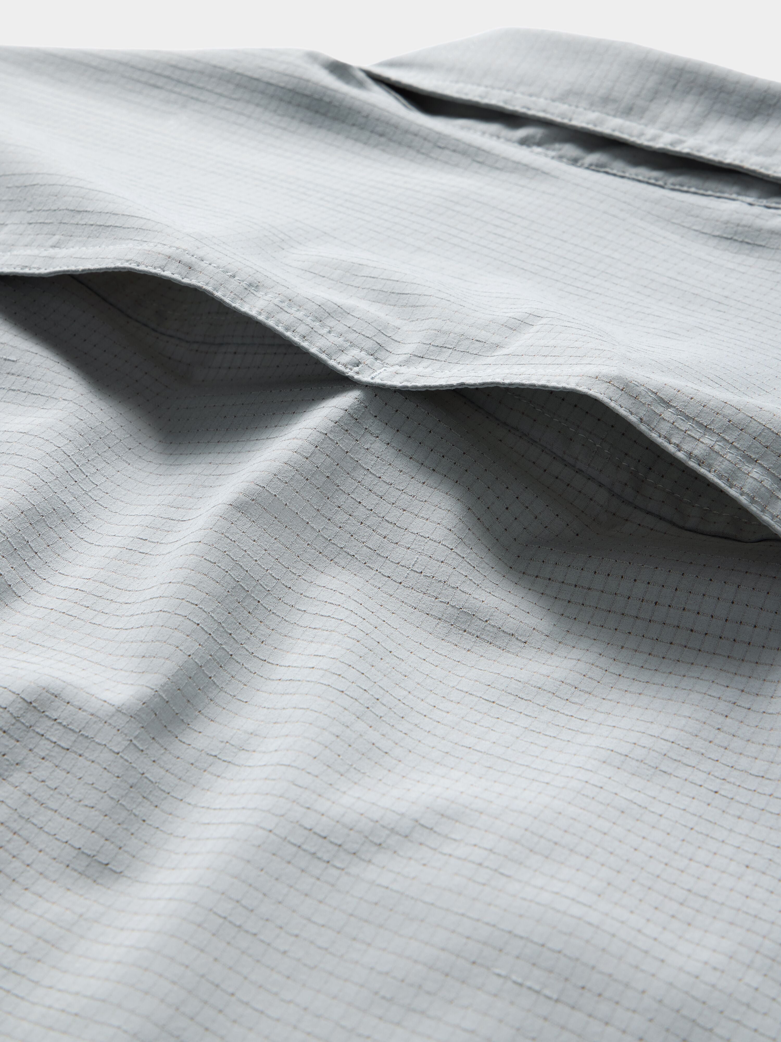 Men's Cast & Blast Perforated Shirt - Short Sleeve - Highrise
