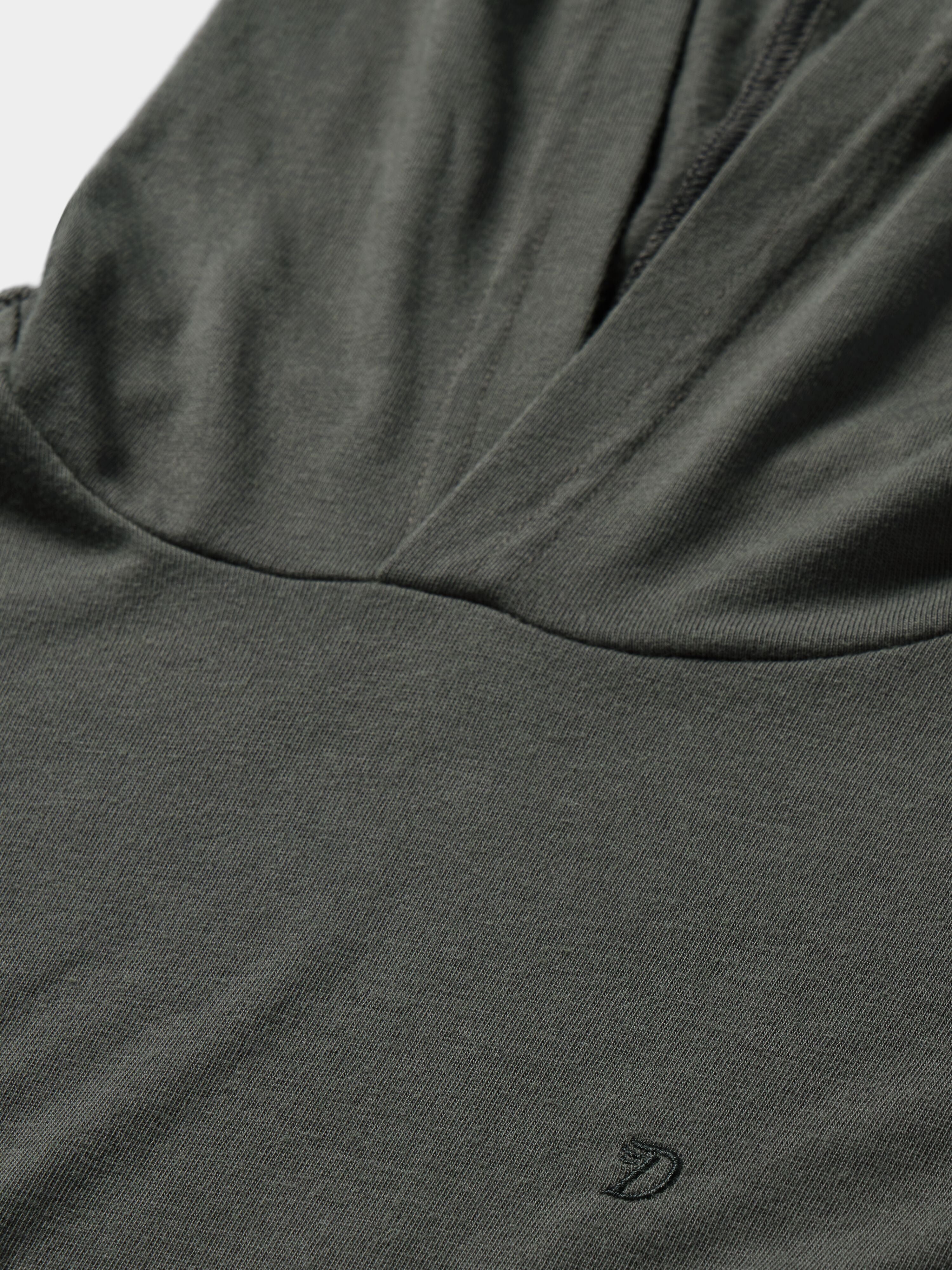 M's Essential drirelease® Hoodie - Raven