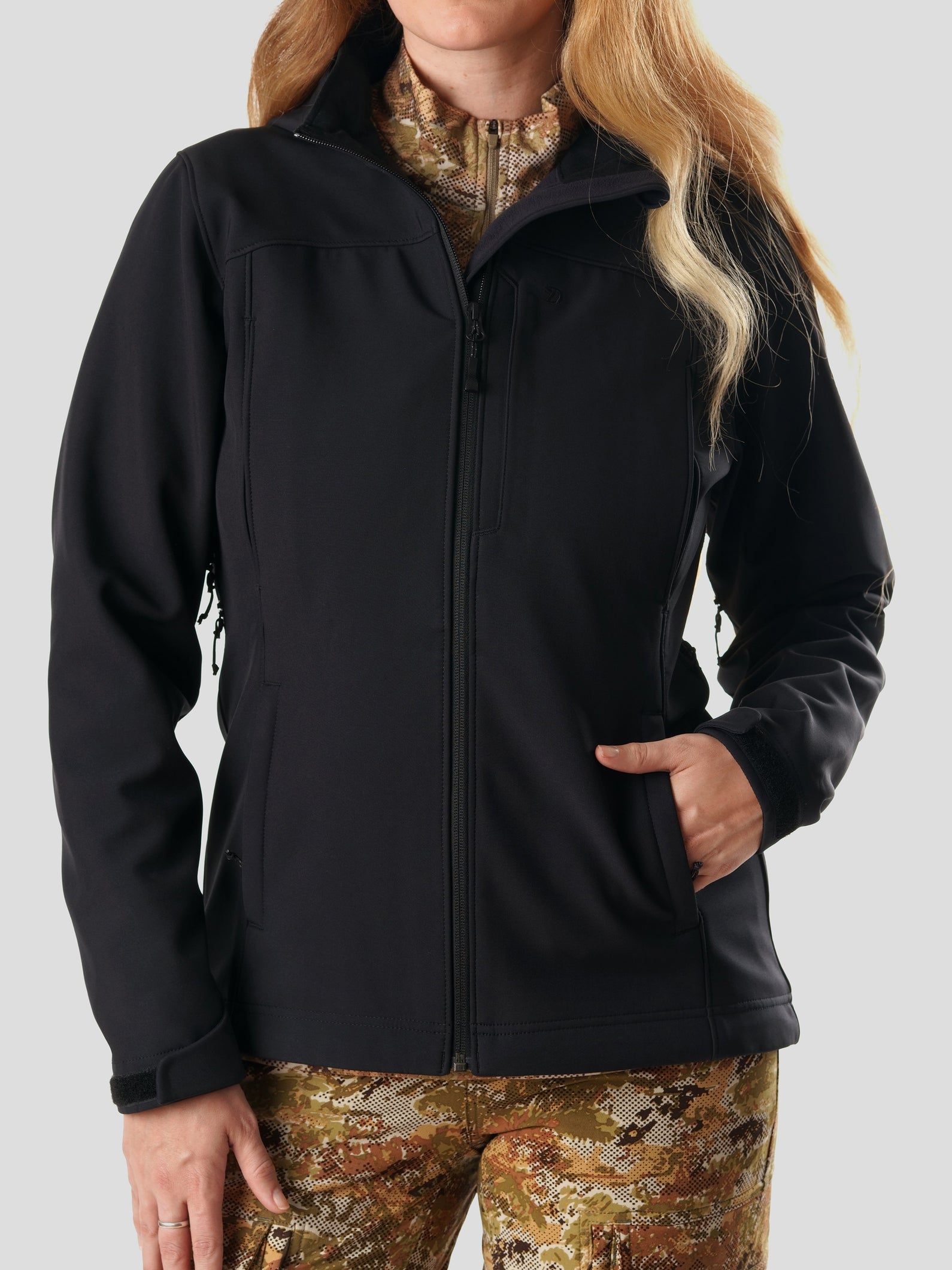 Women's Contact Softshell Jacket - Black