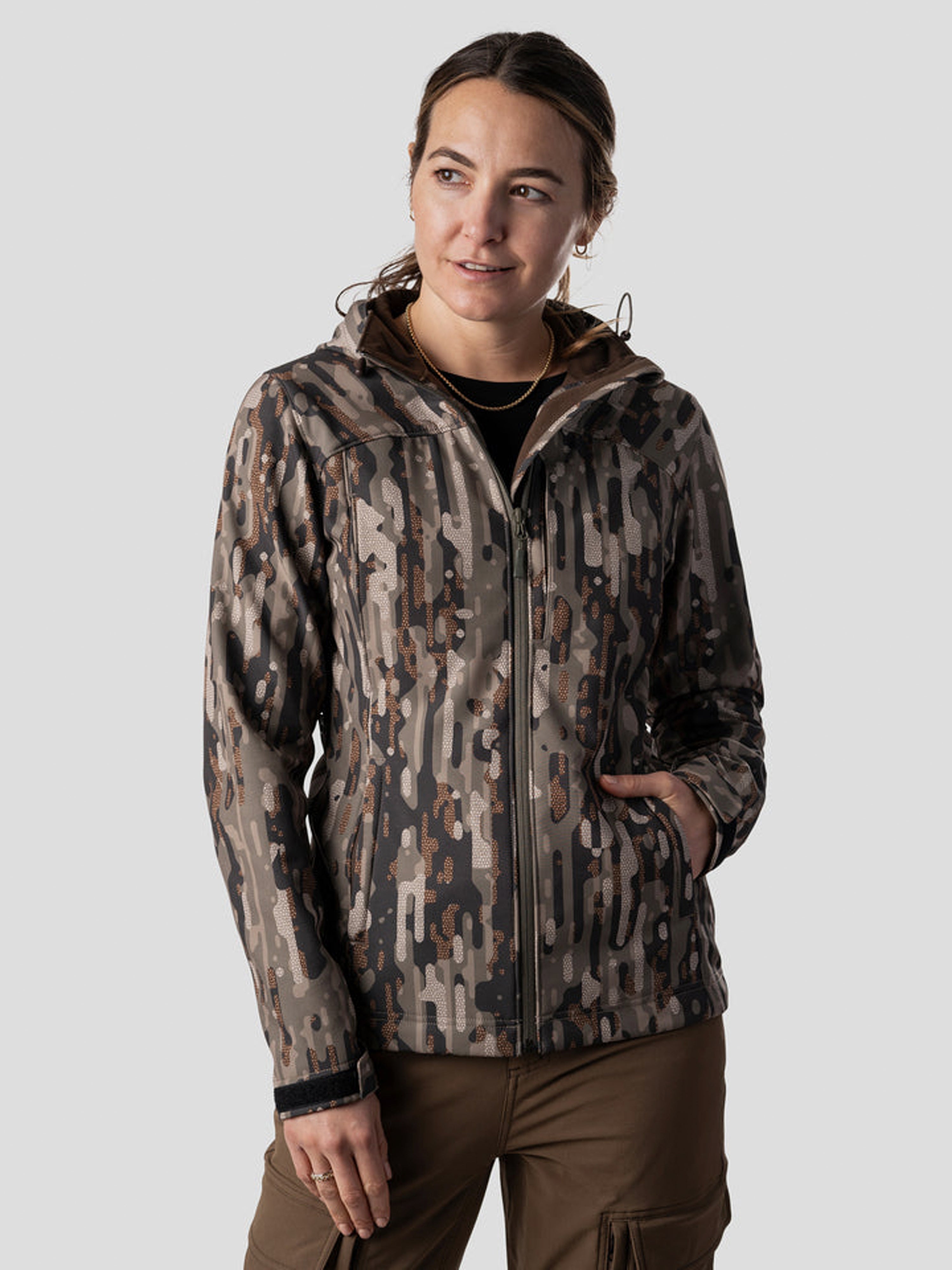 Camo softshell jacket shop